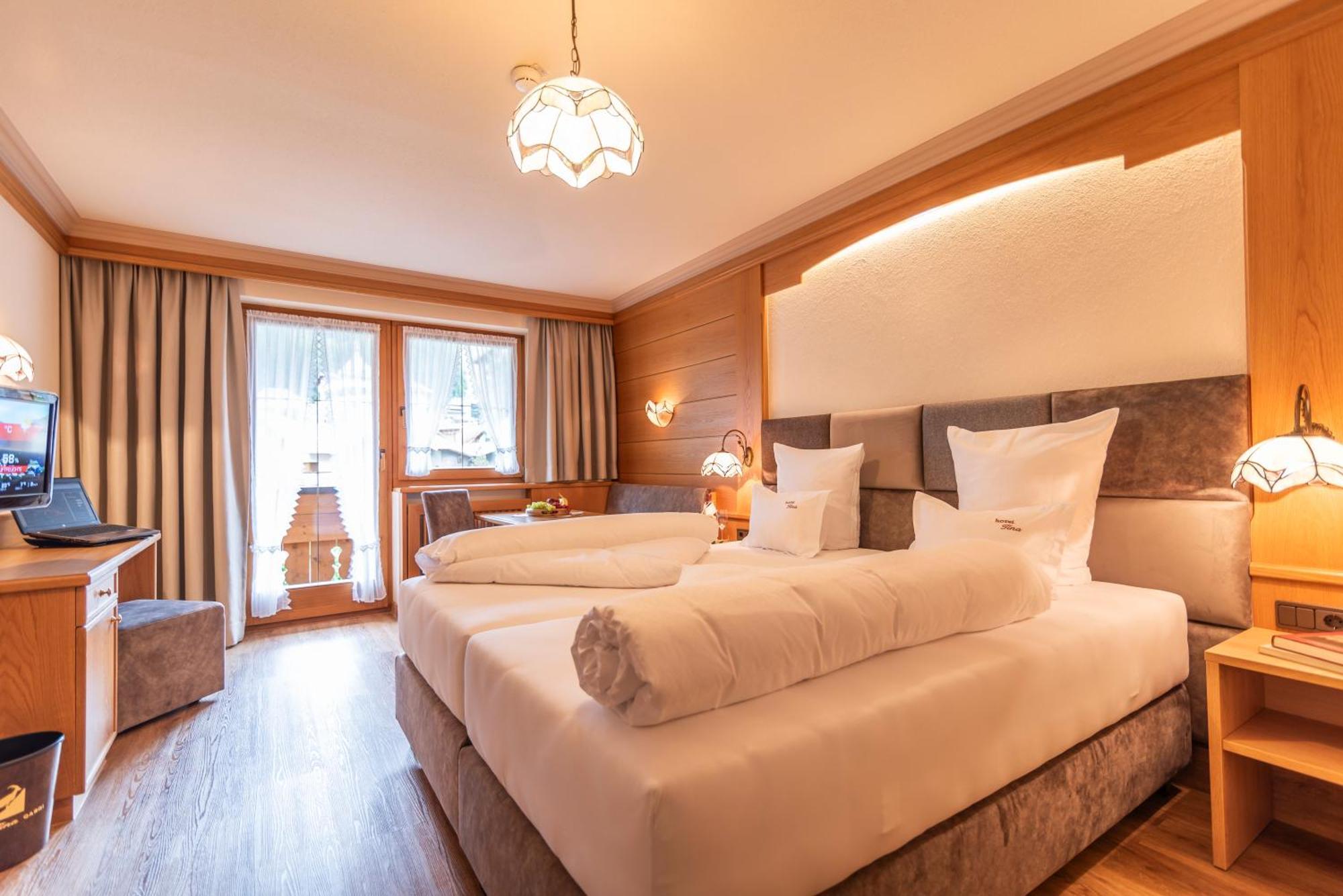 Hotel Garni Apart Tina Ішгль Екстер'єр фото