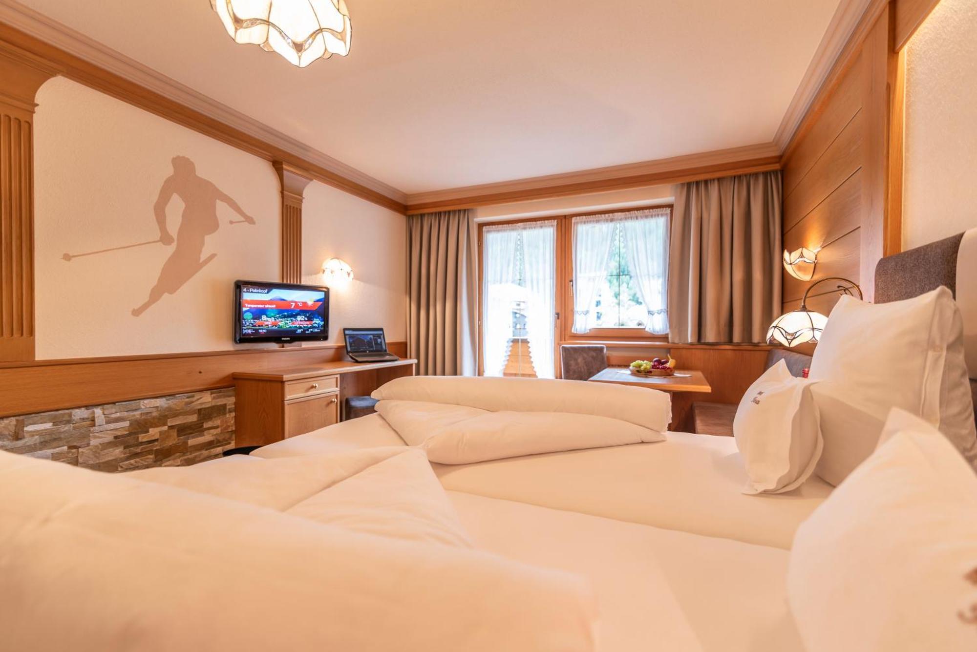 Hotel Garni Apart Tina Ішгль Екстер'єр фото